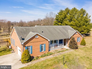 27 Edward Ct, Shenandoah Junction, WV 25442 - photo 2