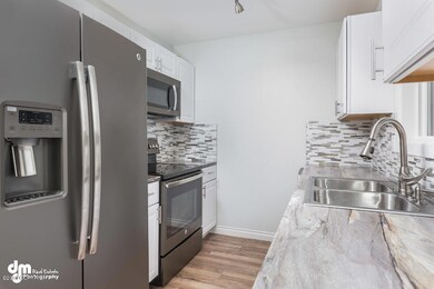 Kitchen_1Q8A0187-SMALL