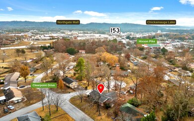 1340 Clearpoint Dr, Hixson, TN 37343 - photo 5