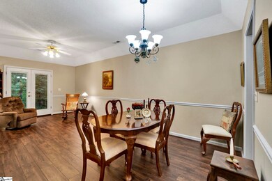 407 W Pointe Dr, Spartanburg, SC 29301 - photo 3