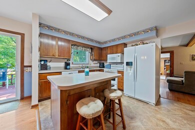 4-Kitchen (2)