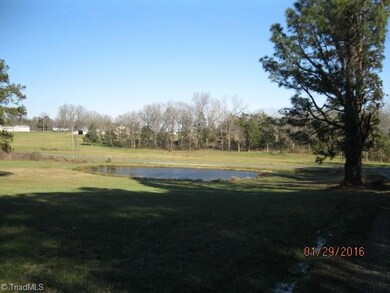 2324 Fairview Farm Rd, Asheboro, NC 27205 - photo 5