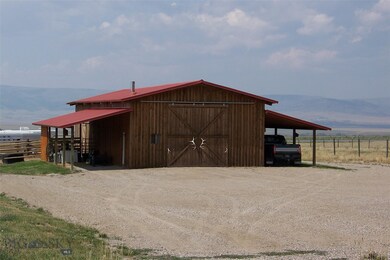Great shop in the front with horse stalls and tack