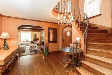 175 Cliff Rd, Wellesley Hills, MA 02481 - photo 2