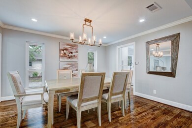 10310 Green Tree Rd, Houston, TX 77042 - photo 5