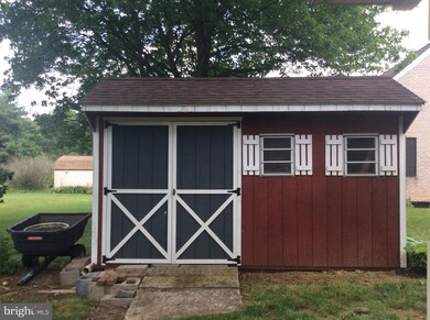 87 Carlton Cir, Saint Thomas, PA 17252 - photo 4