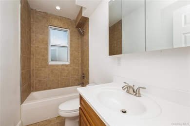 59 Longdale Ave unit 1L, White Plains, NY 10607 - photo 6