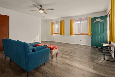 1225 Calle la Mirada, Santa Fe, NM 87507 - photo 4