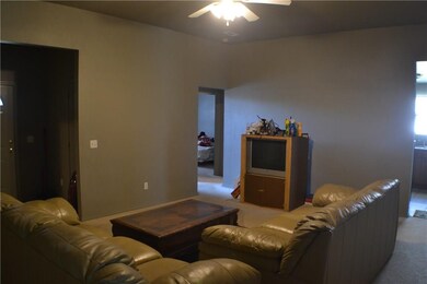 128 Orchard Dr, Gentry, AR 72734 - photo 4