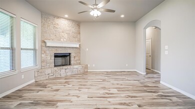3304 Arrow Creek Dr, Granbury, TX 76049 - photo 6