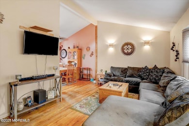 08-Family Room