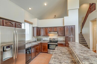 Kitchen (2)