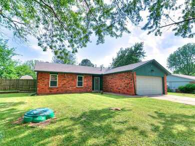 20952 E 37th Place S, Broken Arrow, OK 74014 - photo 2