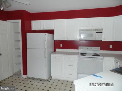 4212 Maple Path Cir, Nottingham, MD 21236 - photo 5