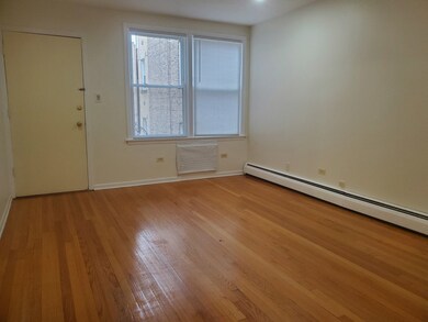 6117 N Mozart St unit 1R, Chicago, IL 60659 - photo 2