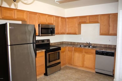 1050 S Stapley Dr unit 8, Mesa, AZ 85204 - photo 2