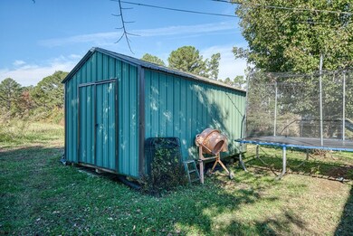 8597 Chaffin Rd, Baxter, TN 38544 - photo 7