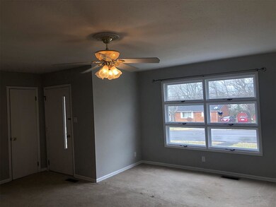 1304 Birch St, Shelbyville, TN 37160 - photo 5