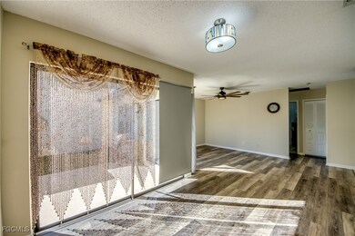 628 SE 12th Ct unit 37, Cape Coral, FL 33990 - photo 5