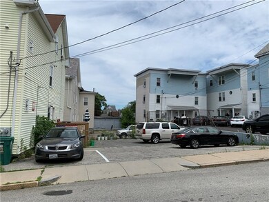 36 Wilson Ave, Woonsocket, RI 02895 - photo 4