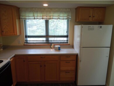 13 Sycamore Dr unit 13, White River Junction, VT 05001 - photo 5