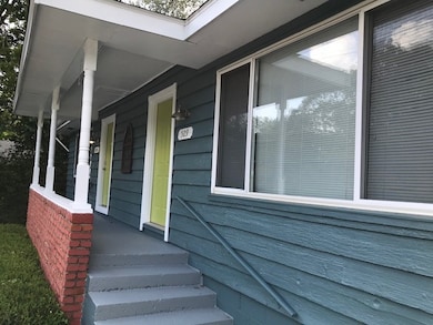 509 and 509 1/2 S Wood Ave, Fayetteville, AR 72701 - photo 4