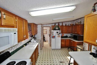 812 Kent Dr, Lebanon, TN 37087 - photo 4