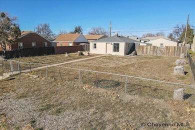 2512 E 9th St, Cheyenne, WY 82001 - photo 3