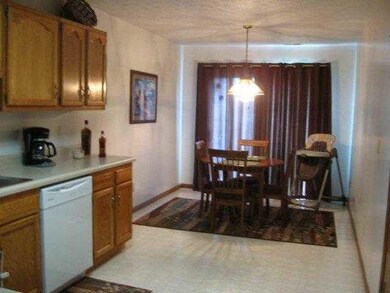 3501 Thornhill Cir E, Lafayette, IN 47909 - photo 6