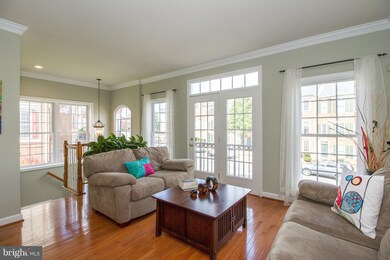 16478 Steerage Cir, Woodbridge, VA 22191 - photo 4