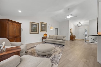 3802 Richland Dr NW, Cedar Rapids, IA 52405 - photo 6