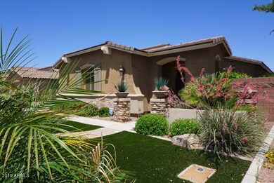504 W Sweet Shrub Ave, San Tan Valley, AZ 85140 - photo 2