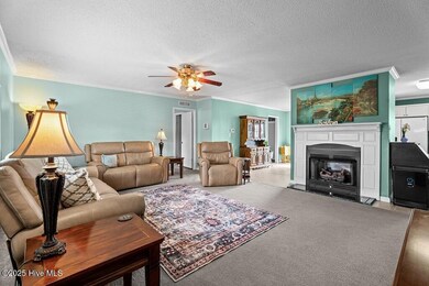Living room+fireplace_660 Jim Best