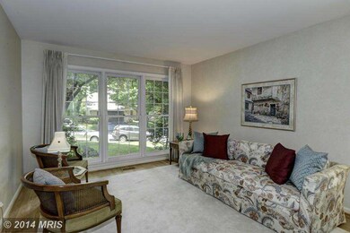 18 Flints Grove Dr, North Potomac, MD 20878 - photo 5