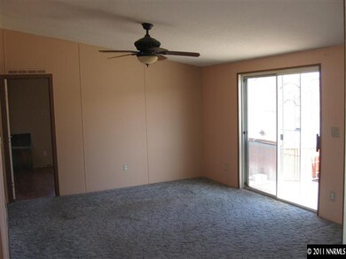 186 Garnet Cir, Mound House, NV 89706 - photo 5