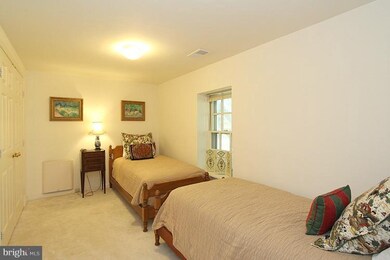 1260 Lamplighter Way, Reston, VA 20194 - photo 2