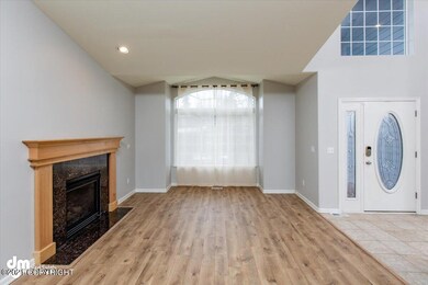 01-Living Room MS_5122