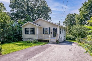 52 Bremer St, Worcester, MA 01605 - photo 2