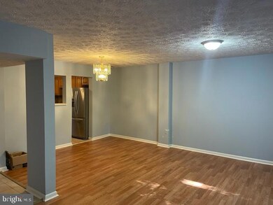 2336 Anvil Ln, Temple Hills, MD 20748 - photo 2