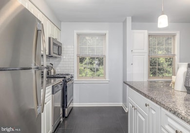 150 E Wynnewood Rd unit 8B, Wynnewood, PA 19096 - photo 3