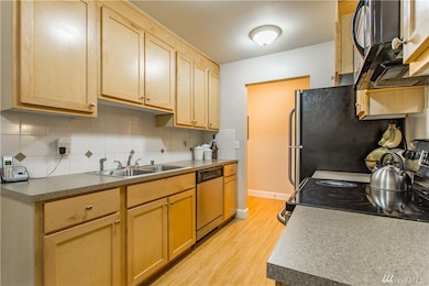 8025 234th St SW unit 110, Edmonds, WA 98026 - photo 2