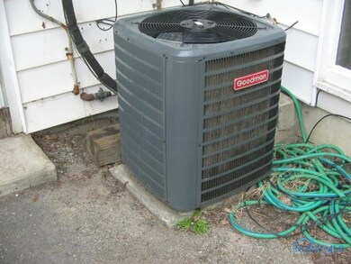 238 E Northgate Pkwy, Toledo, OH 43612 - photo 3