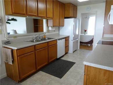 1317 Marl Bank Dr, Hopewell, VA 23860 - photo 5