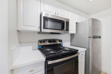 72644 Raven Rd unit 2, Palm Desert, CA 92260 - photo 6