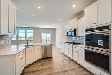 4178 Skyboat Circle   Print Quality   004   06 Kitchen