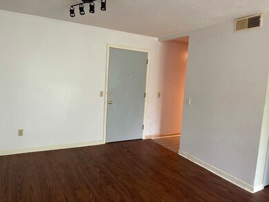 176 Maple Ave unit 2-34, Rutland, MA 01543 - photo 4