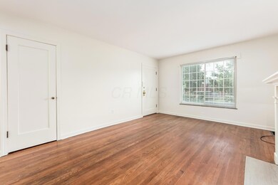 2074 Ridgeview Rd unit C, Columbus, OH 43221 - photo 5