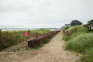 10 Island View Avenue