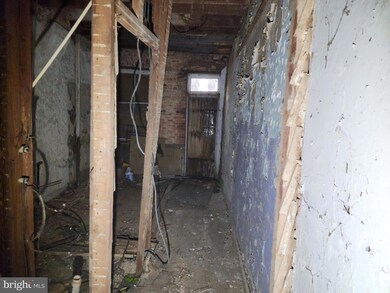 1711 N Monroe St, Baltimore, MD 21217 - photo 6