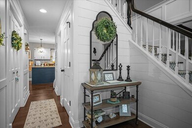 unlisted-address, Aurora, IL 60506 - photo 4